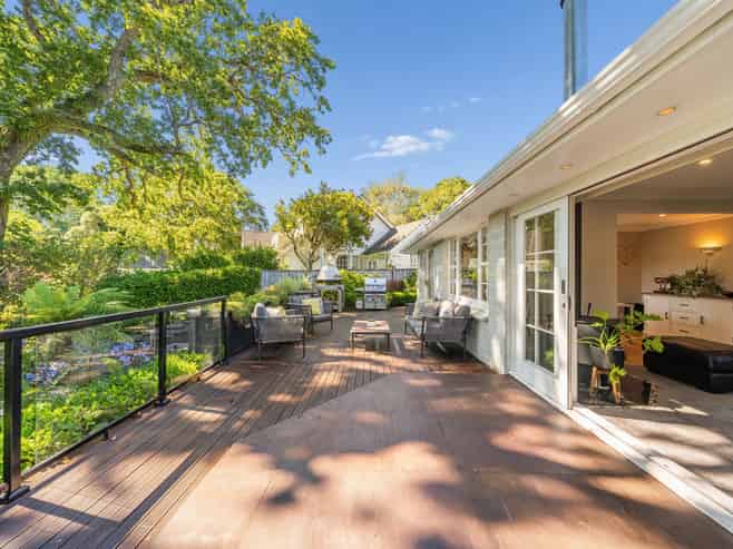 110 Barton Avenue, Heretaunga