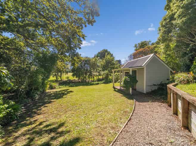 110 Barton Avenue, Heretaunga