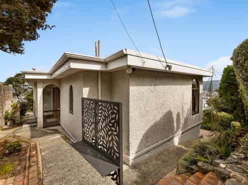 12 Shandon Road, VAUXHALL