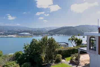 12 Shandon Road, VAUXHALL