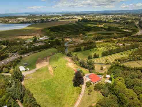 285b State Highway 2, Tahawai