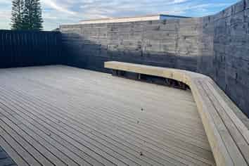 2/13 Estelle Place, Farm Cove