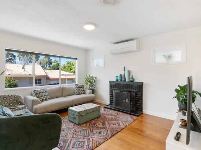 1/107 Browns Bay Road, Browns Bay