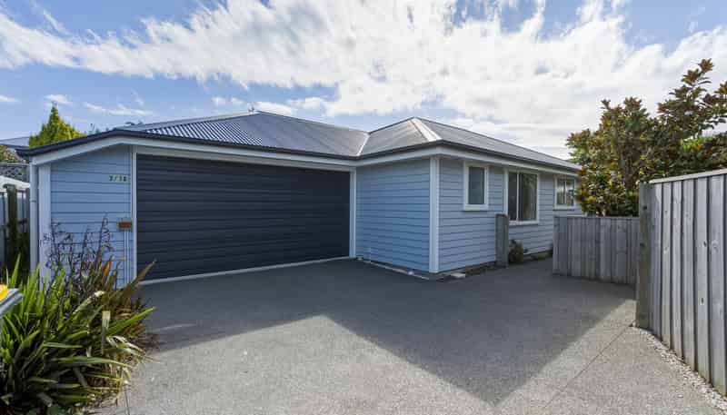 18A Derrett Place, Saint Martins