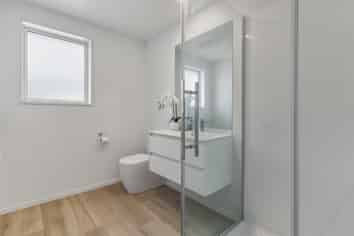 18A Derrett Place, Saint Martins