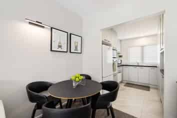 2/36 Champion Street, Saint Albans