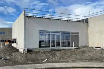 Warehouse and Showroom/Office