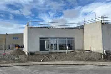 Warehouse and Showroom/Office