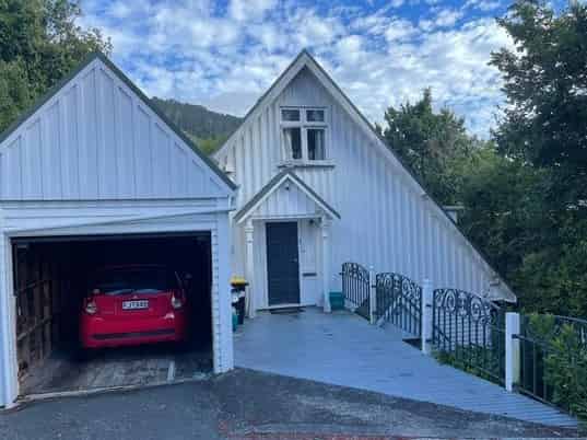 B/4 Easdale Street, Kelburn