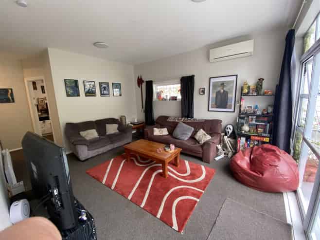 B/4 Easdale Street, Kelburn