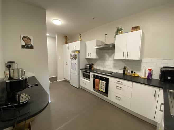 B/4 Easdale Street, Kelburn