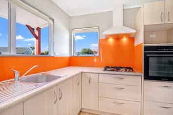 10 Taonui Street, Waitarere Beach