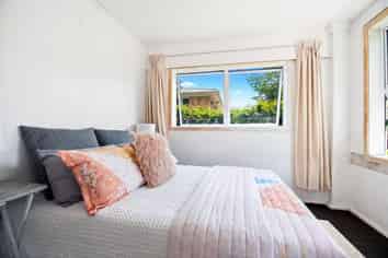 180A Tuhikaramea Road (FLAT), Dinsdale