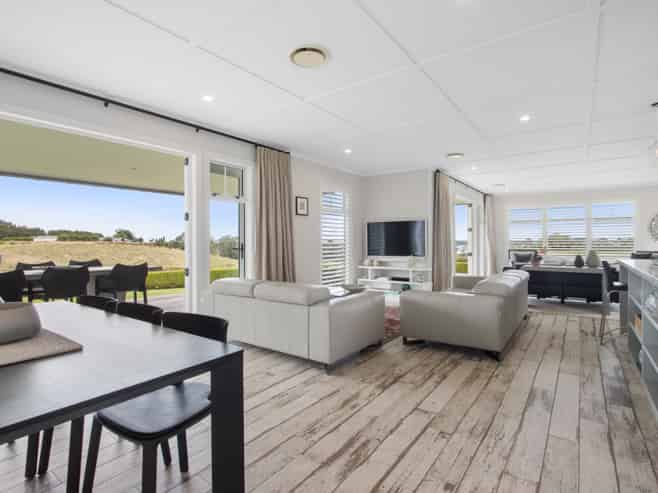 192B Ongare Point Road, Katikati