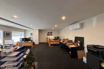 Tenanted Investment Warehouse Addington 