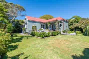 1 Green Lane, Helensville