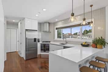 134 Tukapa Street, Westown