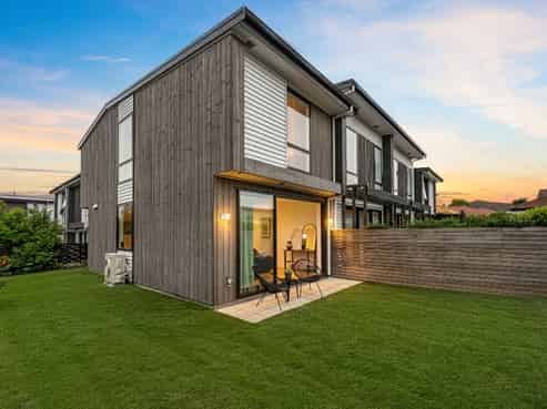 15/37 Saint Vincent Avenue, Remuera