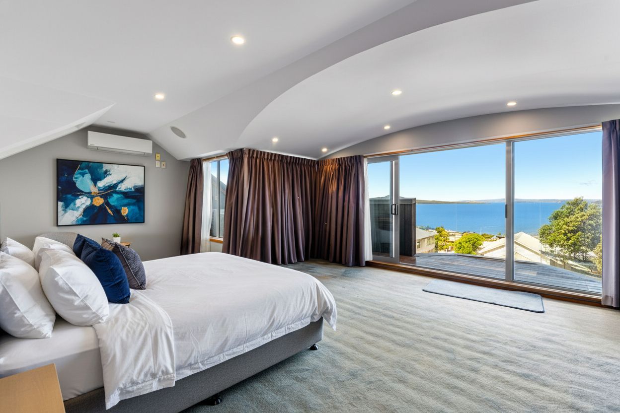 Best View in Castor Bay – pohled 5