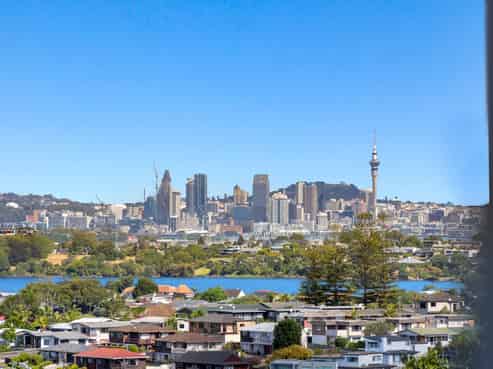 11 Katui Street, Castor Bay