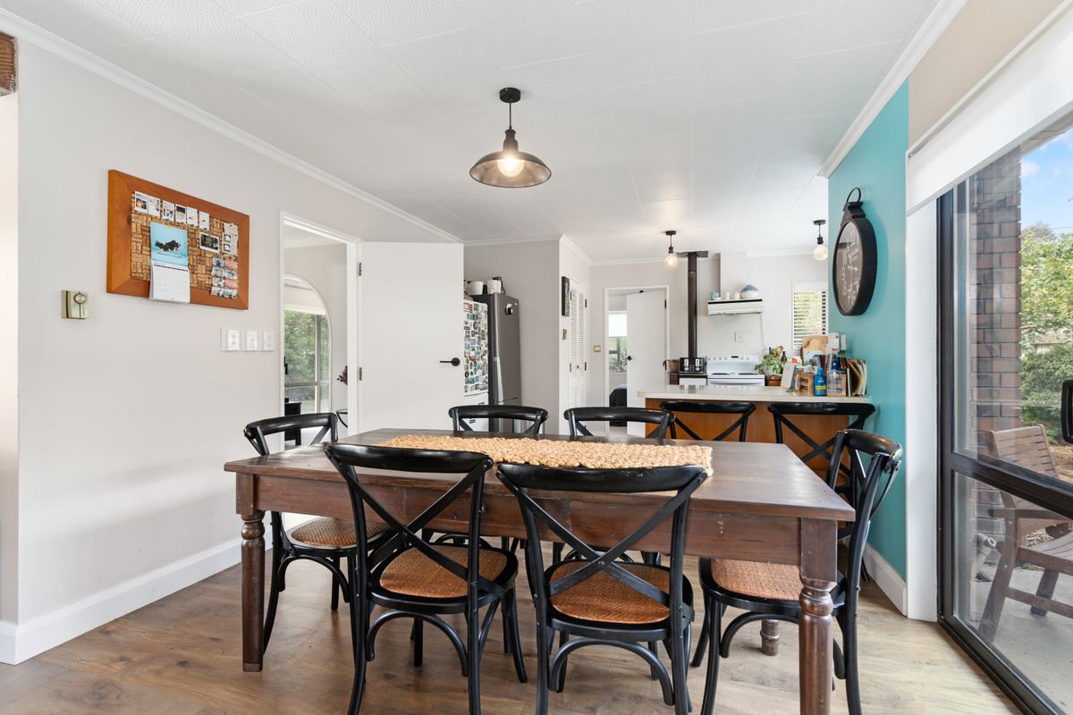 Living Large - The Perfect Place to Grow - Mehr