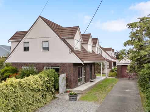 4 Malcolm Street, Martinborough