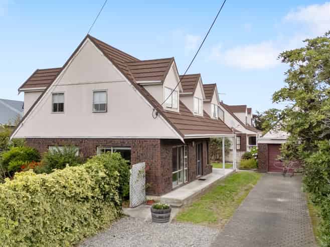 4 Malcolm Street, Martinborough