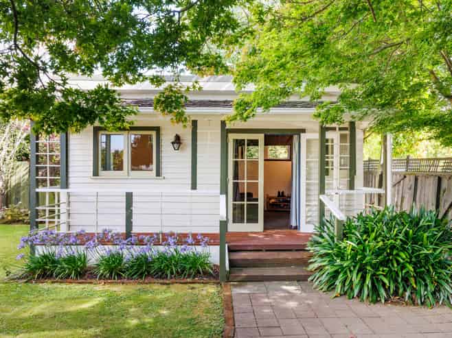 16 Alan Street, Palmerston North