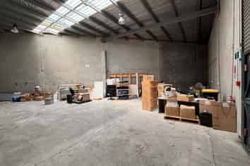 Addington Warehouse with Showroom/Office 