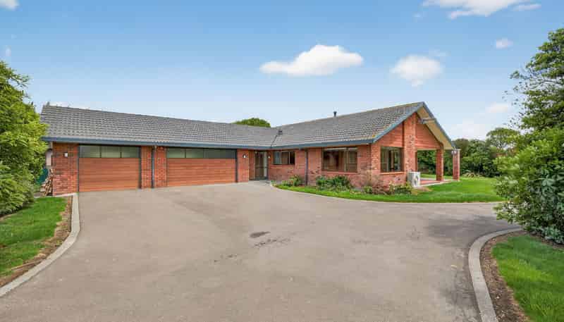 229 Richardsons Line, Milson