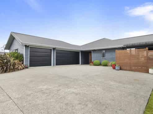 9 Saint Heliers Grove, Fitzherbert