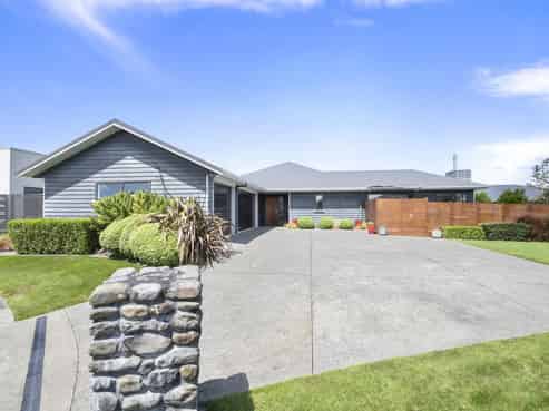 9 Saint Heliers Grove, Fitzherbert