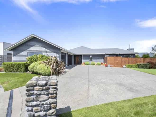 9 Saint Heliers Grove, Fitzherbert