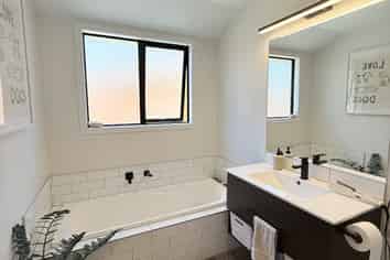 2 Crathie Place , Nelson South