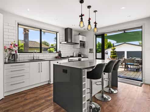 8 Forsyth Street, Taradale