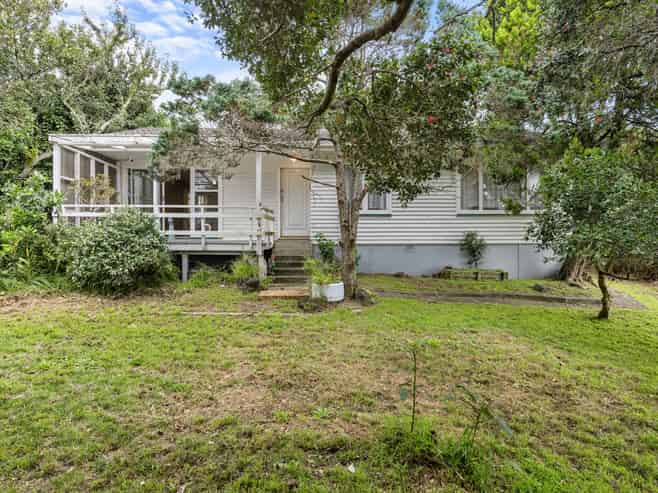 44 Cape Road, Mangere