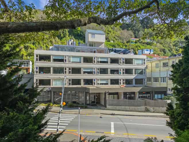 423/20 Glenmore Street, Thorndon