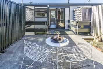 2/11 Anderson Terrace, Mount Cook