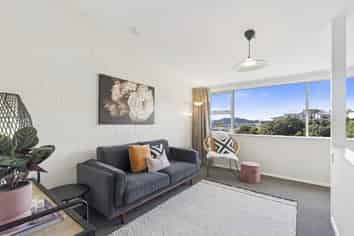 2/11 Anderson Terrace, Mount Cook