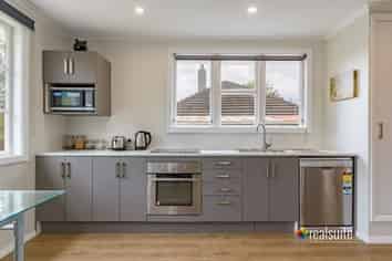 264D Old School Road, Maymorn