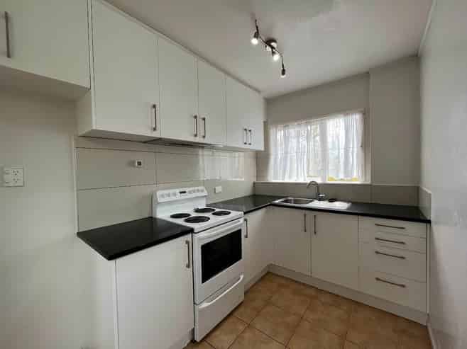 6/43 Mariri Road, Onehunga