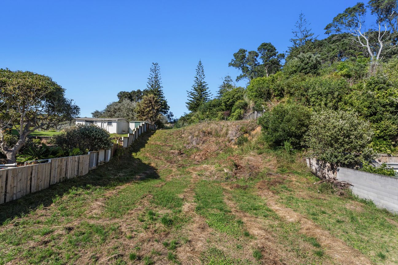 Welcome To Ohope – pohled 2