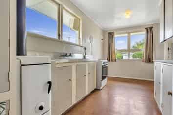 8 Kauri Street, Taradale