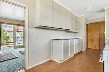 8 Kauri Street, Taradale