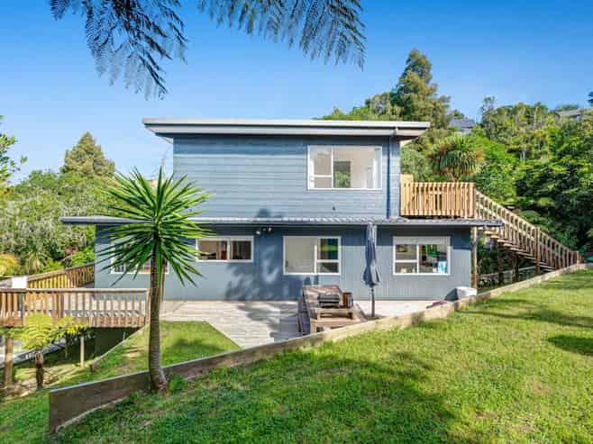806a Beach Road, Browns Bay