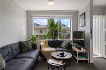 1/4046 Great North Road, Glen Eden