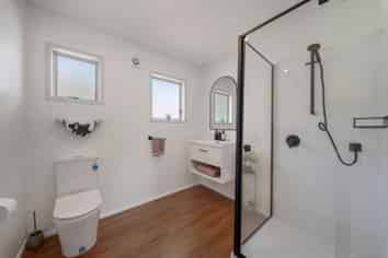 1/4046 Great North Road, Glen Eden