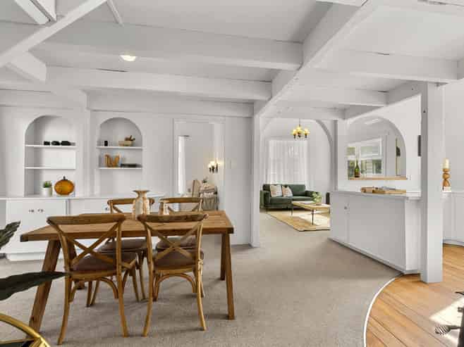 12A Bankart Street, Raglan