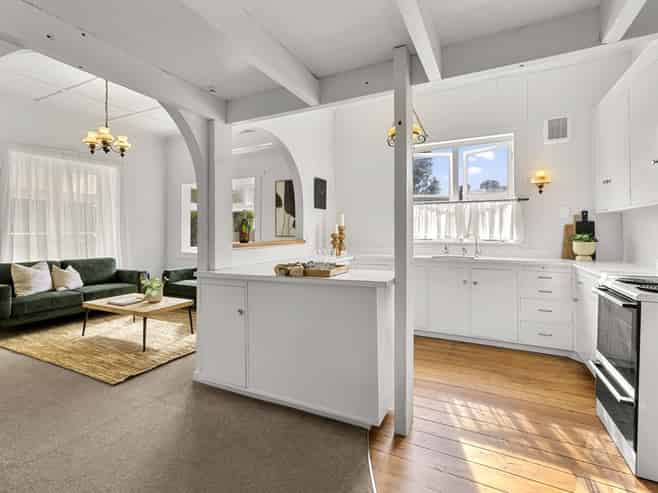 12A Bankart Street, Raglan