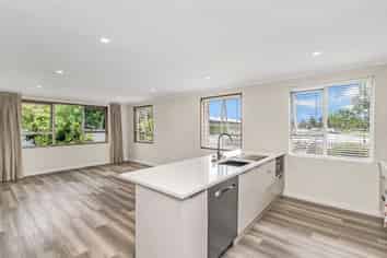 9 Greendale Road, DARFIELD